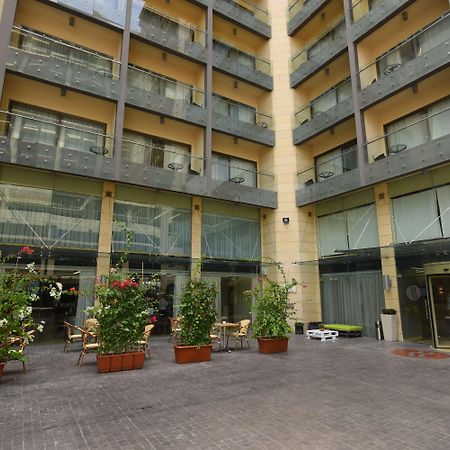 Hotel Ramada By Wyndham Downtown Beyrouth Extérieur photo