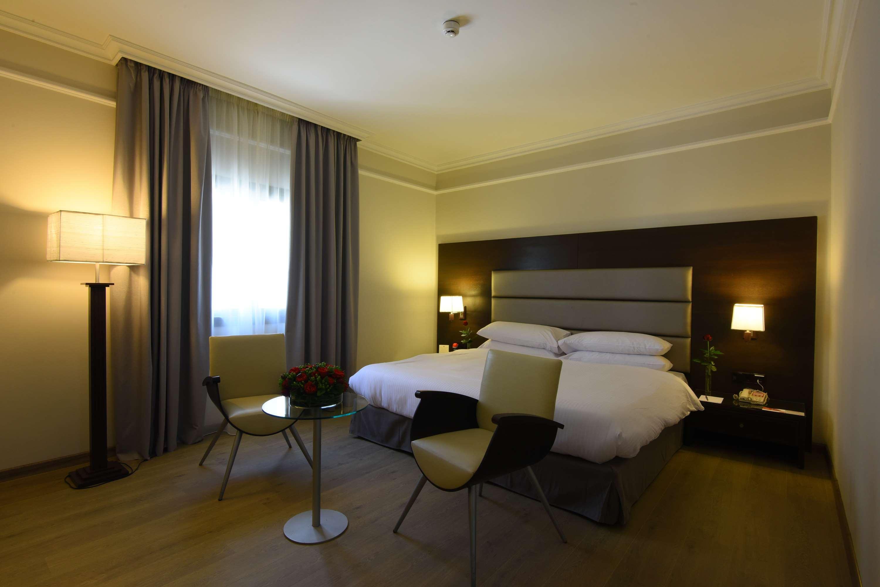 Hotel Ramada By Wyndham Downtown Beyrouth Extérieur photo