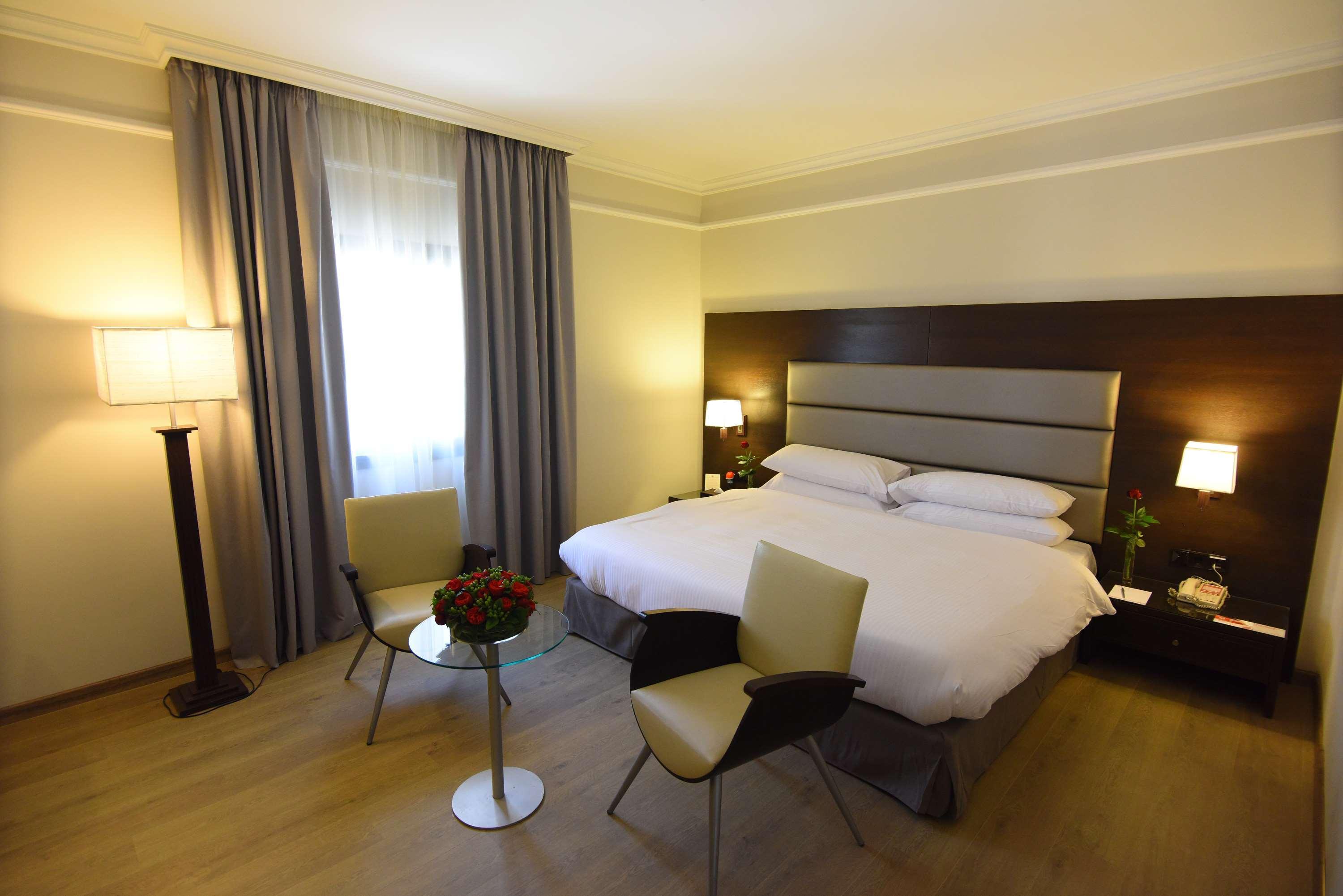 Hotel Ramada By Wyndham Downtown Beyrouth Extérieur photo