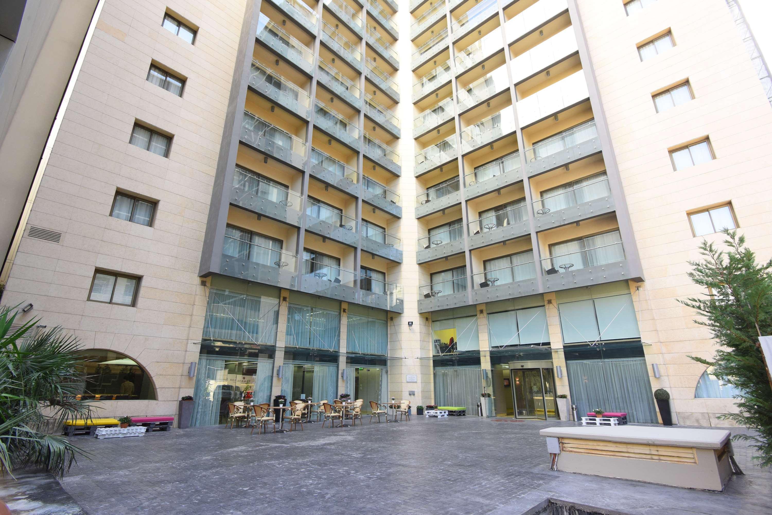 Hotel Ramada By Wyndham Downtown Beyrouth Extérieur photo