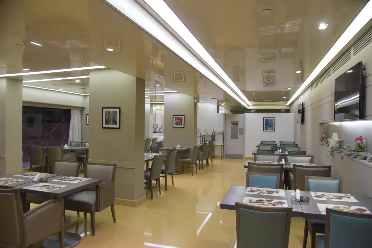 Hotel Ramada By Wyndham Downtown Beyrouth Extérieur photo