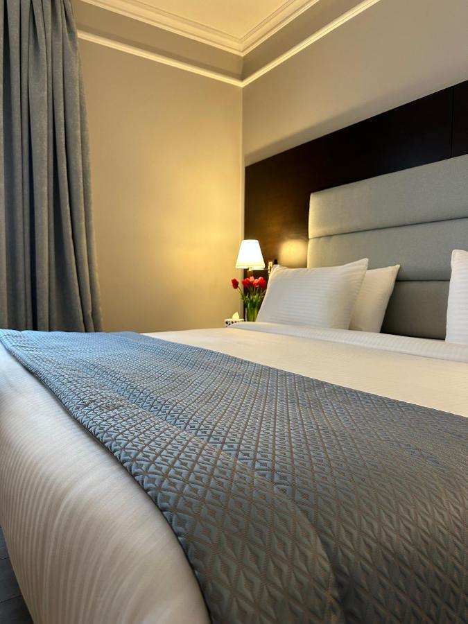Hotel Ramada By Wyndham Downtown Beyrouth Extérieur photo
